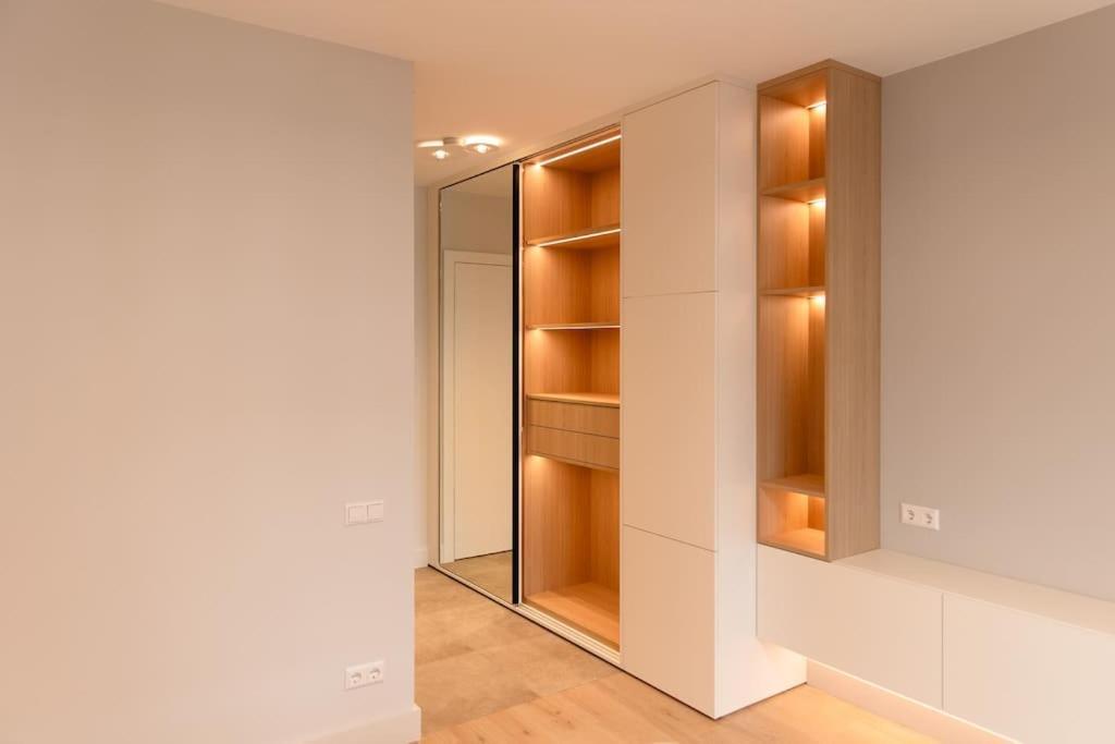 Henry's Appt With A Private 414 - Shared Kitchen * Luxemburg